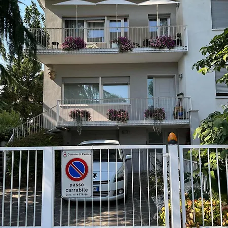 Due Giardini 3* Πάδοβα