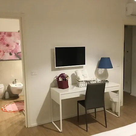 فندق مبيت وإفطار Due Giardini بادوفا