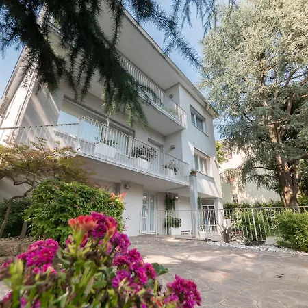 Due Giardini 4*